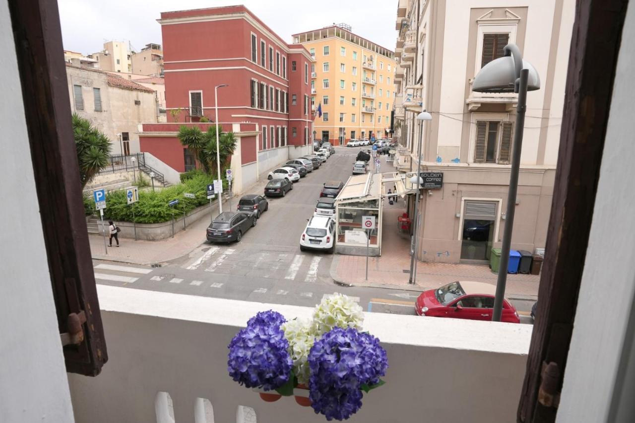 Luxury Rooms Paoli 19 Cagliari Eksteriør bilde
